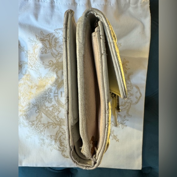 Christian Dior leather quilted wallet - Picture 12 of 16